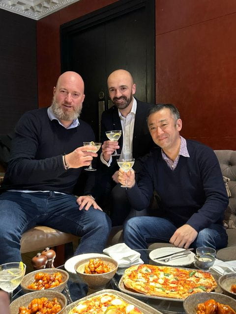 London: City of Spies Tour With Cocktail and Dinner - Exploring St Jamess Park