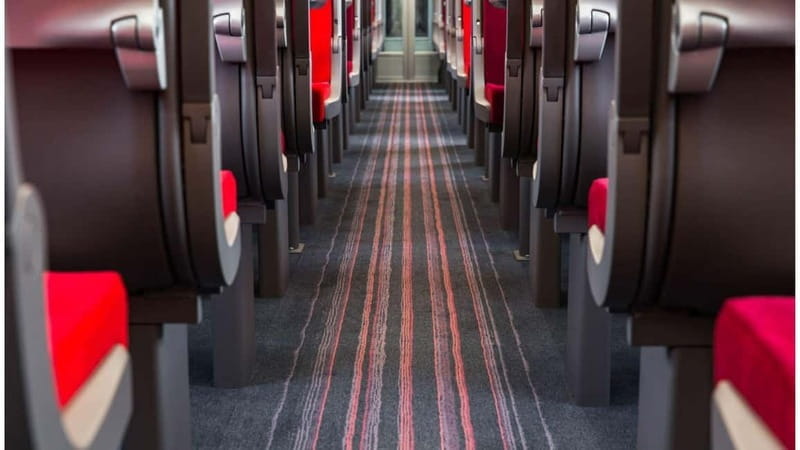 London from Edinburgh by Rail with Sightseeing & London Eye. - Key Points / Takeaways