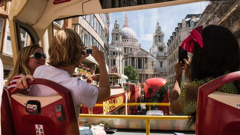 London from Edinburgh by Rail with Sightseeing & London Eye. - Who This Tour Is Perfect For