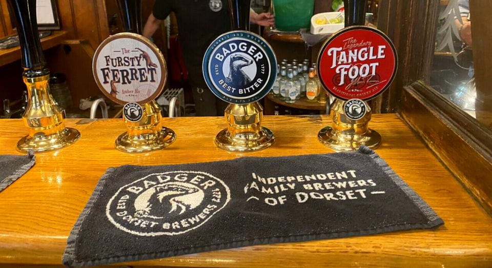 London: Historic Pubs of London Walking Tour - Key Points