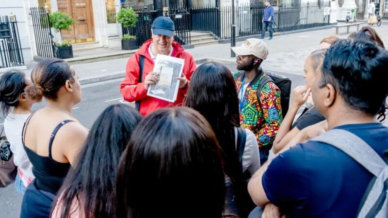 London: Hop-On Hop-Off Pass with Thames River Cruise 24 Hrs - Key Points / Takeaways