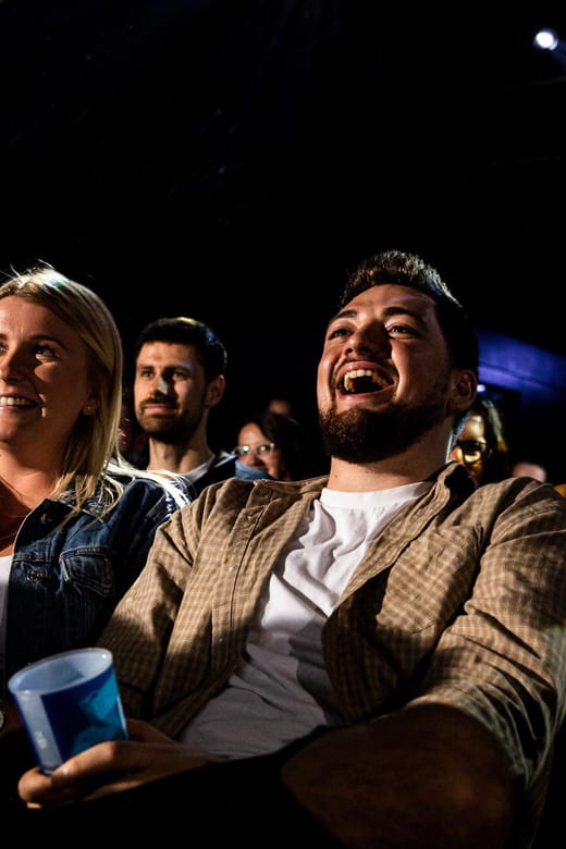 London: Live Comedy Show at Big Belly Bar and Comedy Club - The Benefits of the Location and Setting