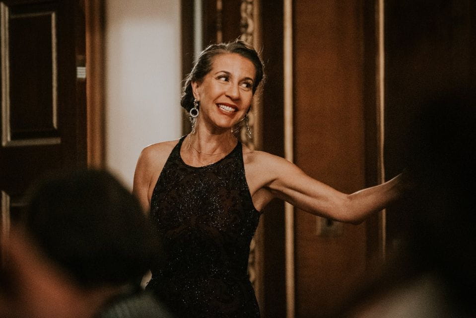 London: Murder Mystery Cruise With 3-Course Dinner - Cruise Experience