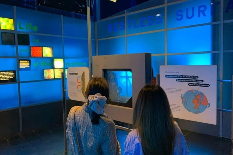 London: Natural History Museum Private Tour & Skip the line - Exploring the Natural History Museum in London: A Deep Dive