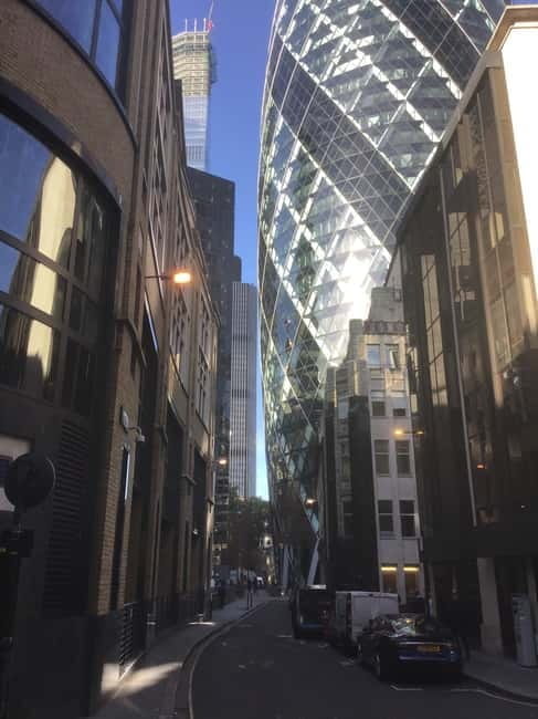 London: Private 3-Hour Jack The Ripper Walking Tour - Exploring Whitechapel: Walking in the Footsteps of a Monster