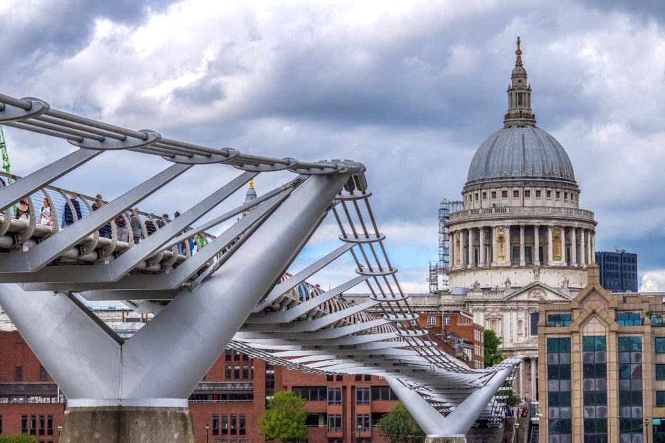 London: Private City Walking Tour - Secrets of London