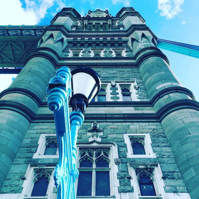 London: Private Intro Walk With a Local Guide - Exploring Buckingham Palace and Beyond