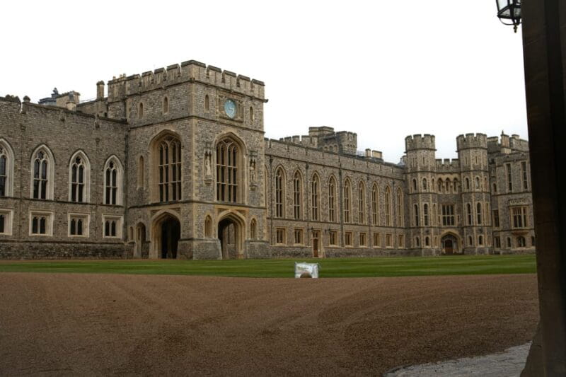 London: Private Tour to Windsor Castle, Stonehenge & Bath - Key points / Takeaways