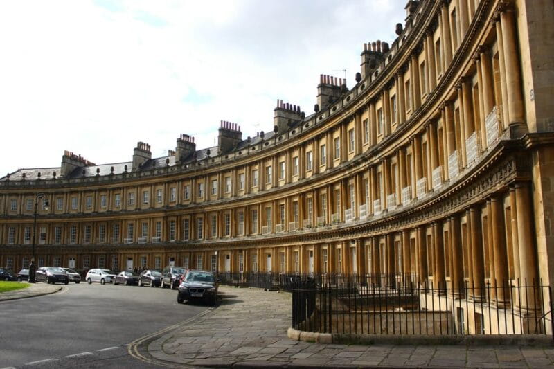 London: Private Tour to Windsor Castle, Stonehenge & Bath - Windsor Castle: The Royal Residence and Architectural Marvel