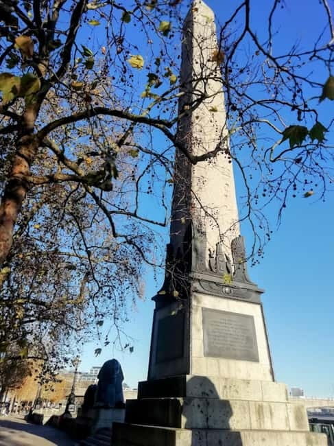 London: Quirky Historical Sites Private Walking Tour - What Makes This Tour Stand Out