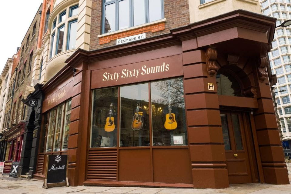 London: Rock and Roll Guided Bus Tour - Music Venues