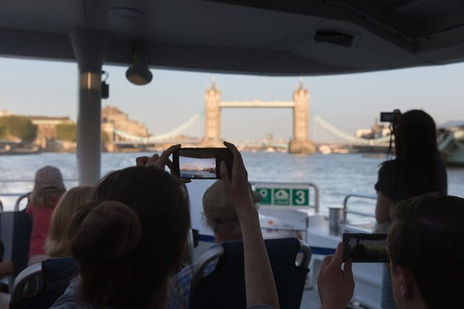 London Roundtrip Thames Cruise Uber Boat by Thames Clippers - FAQ