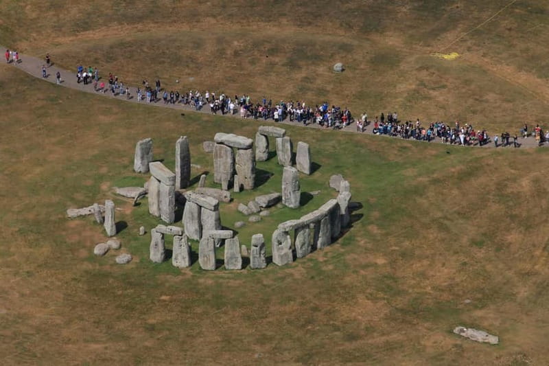London: Stonehenge and Bath Day Tour - FAQs