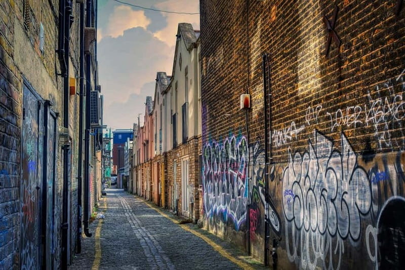 London: Street Art And Graffiti Guided Live Walking Tour - The Neighborhoods: Why East London?