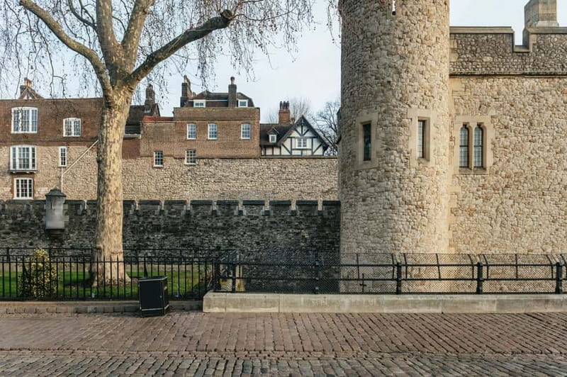 London: Tower of London Entry & Beefeater Private Audience - Who Is This Tour Best For?