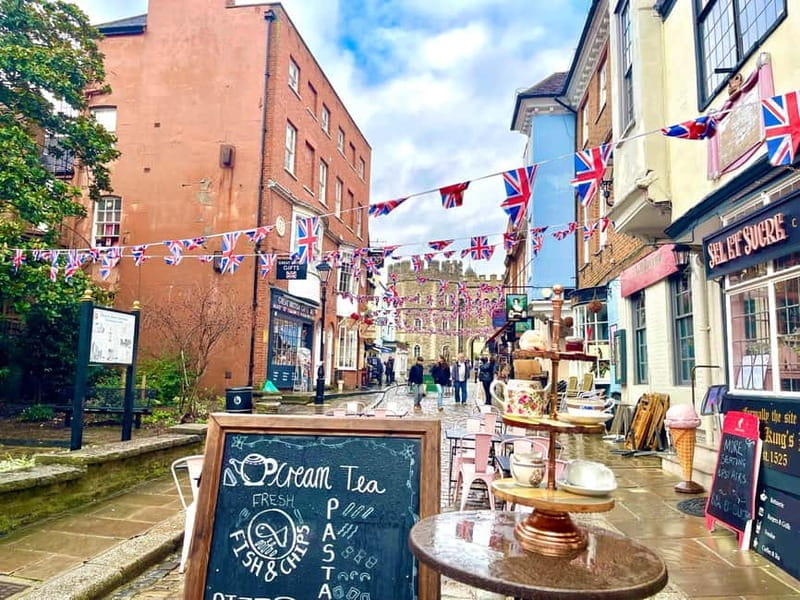 London: VIP Stonehenge Inner Circle and Windsor Day Trip - Windsor: A Royal Town or a Castle Tour?