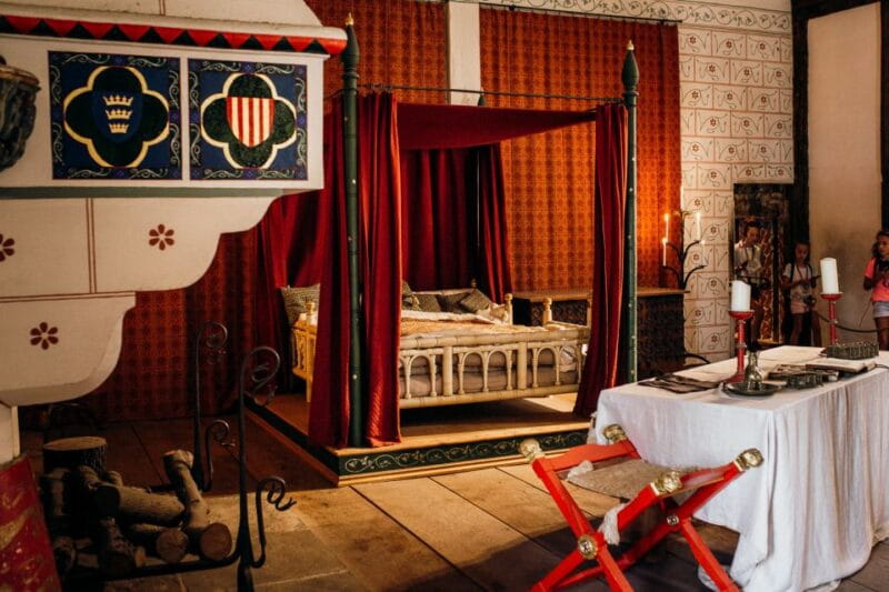 London: VIP Tower Opening Ceremony, Crown Jewels & Cruise - The White Tower and Beyond