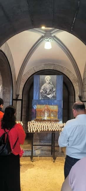 Lourdes: Guided Tour with Transport from Pamplona - FAQ