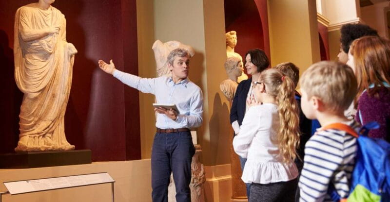 Louvre Masterpieces Private Guided Tour with Reserved Access - Key Points / Takeaways