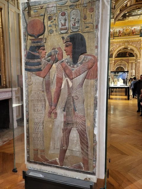 Louvre Museum : Hidden Gems and No Crowds - Explore the Louvre