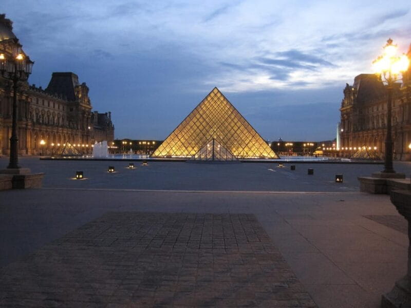 Louvre Museum Timed Entrance Ticket with Audio Guide - The Experience of Booking and Arrival