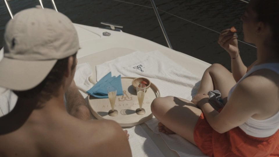 Love Island: Full Day Yacht Tour - Key Points