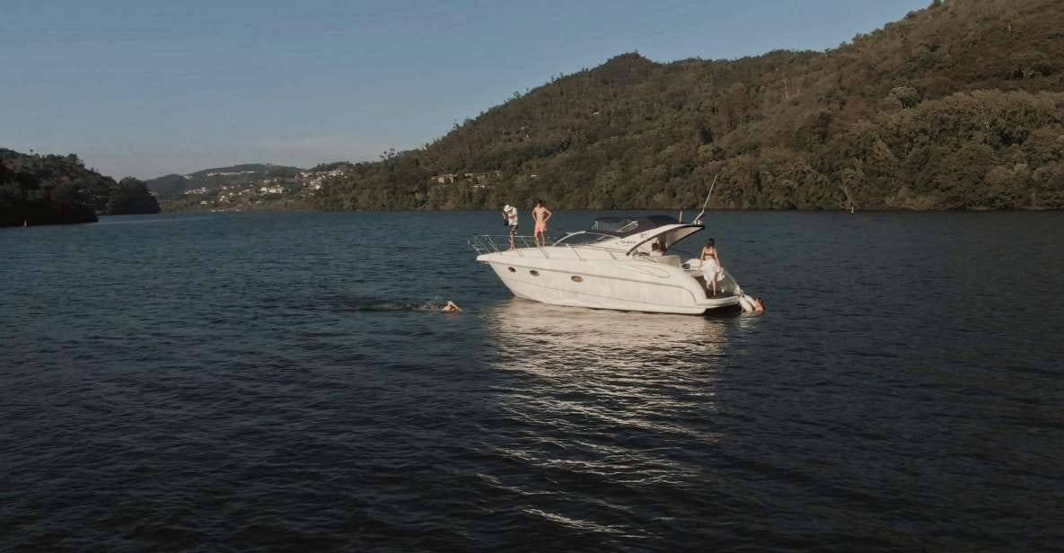 Love Island: Full Day Yacht Tour - Included Culinary Delights