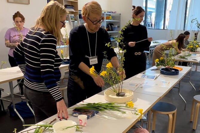 Lovely Experience in Kyoto and Learn the Essence of Ikebana - Personalized Learning Experience