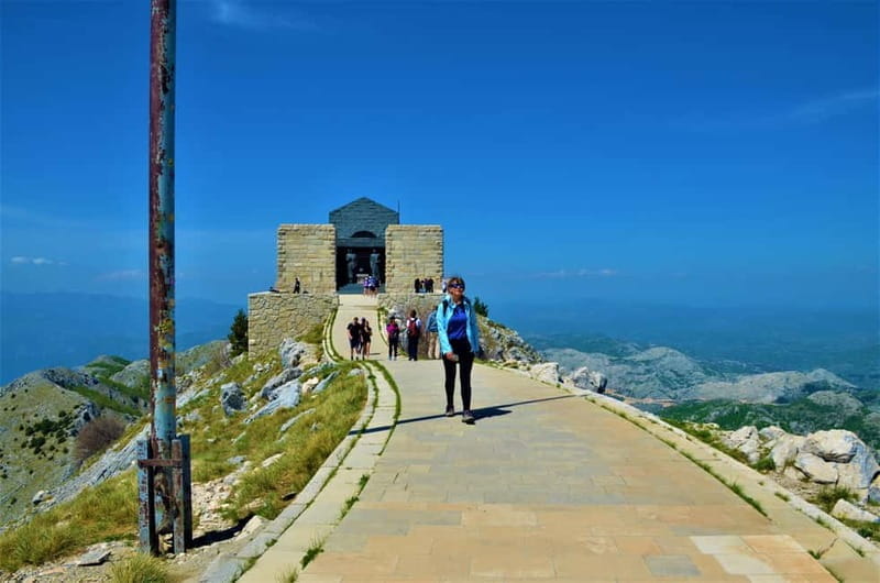 Loven Hiking Private Tour - FAQs