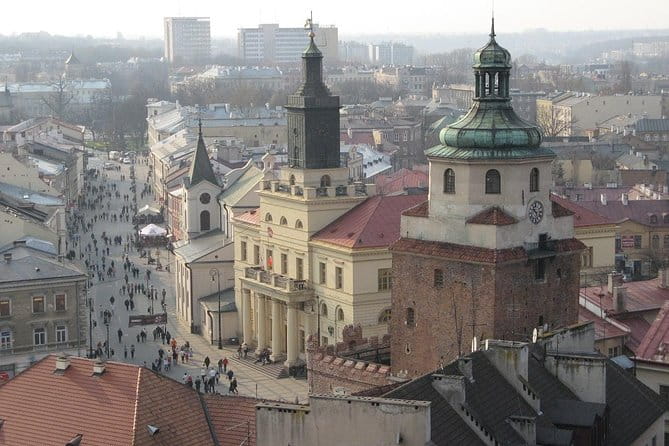 Lublin: Old Town Highlights Private Walking Tour - How the tour unfolds: A detailed look at each stop
