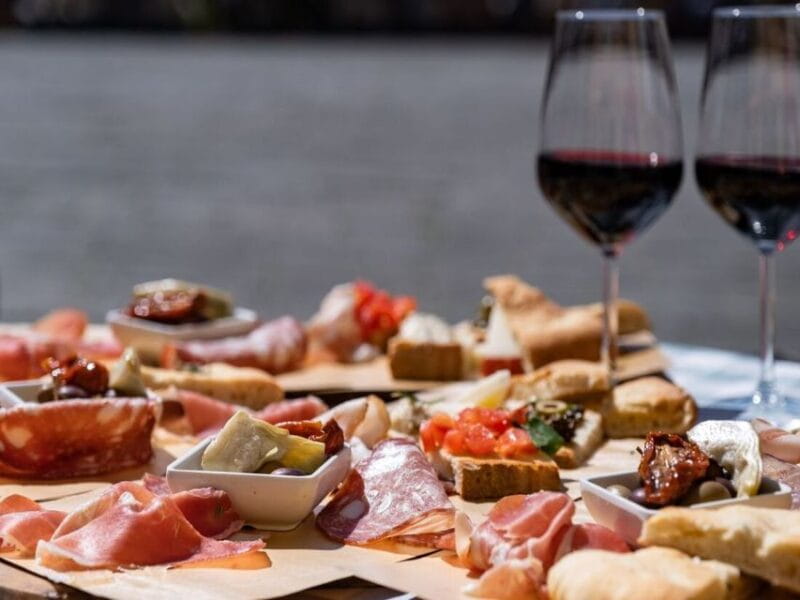 Lucca: 3-Hour Bikes & Bites Foodie Adventure like a Local - Who Will Love This Tour?