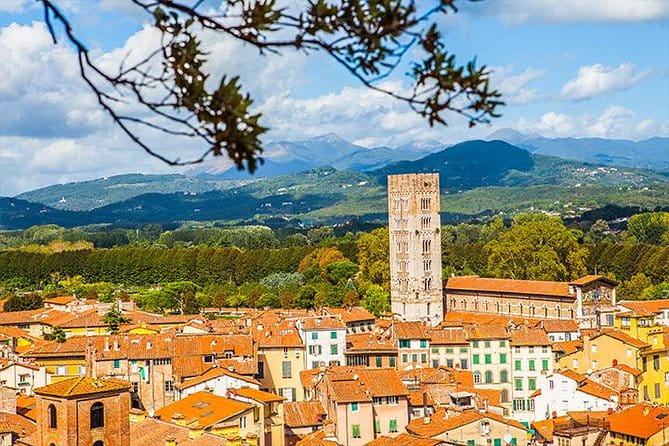 Lucca and Pisa Day Tour from Rome - FAQ