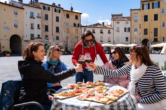 Lucca Aperitivo Adventure With Food and Wine for Small Groups or Private - Tour Group Size and Accessibility