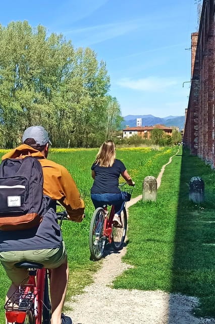 Lucca: Guided Bike Tour in the Hills of Lucca - What to Expect on the Day