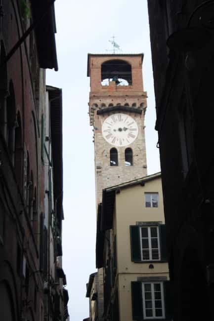 Lucca: join a 'must see' walking tour! (English) - Inside the Itinerary: What to Expect at Each Stop