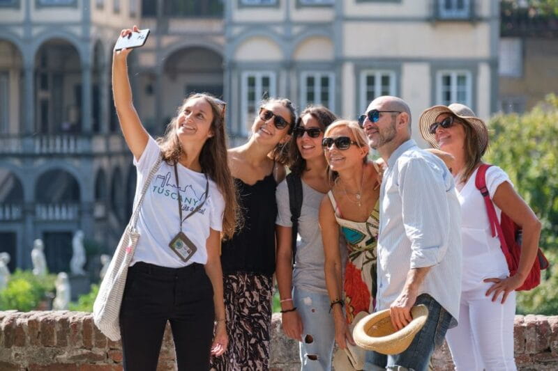 Lucca: Morning Food Tour with Snacks and Coffee - Roman and Medieval Highlights