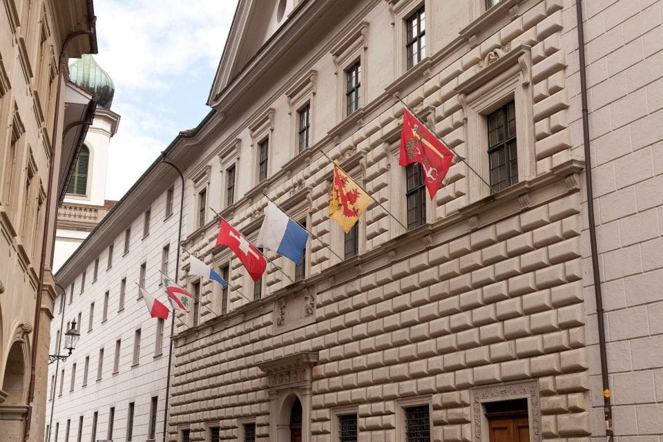 Lucerne: Classic City Walking Tour - Experiencing the Dance of Death