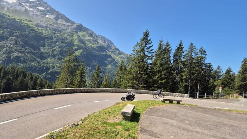 Lucerne: Downhill Cycling Adventure with Lake Swim - The Scenic Drive and Sustenpass