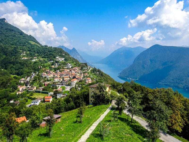 Lugano - Private Walking Tour - The Peaceful Reflection at Mocetti Fountain and Church of S. Rocco