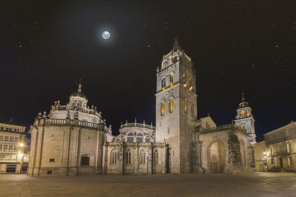 Lugo: Cathedral of Santa Maria Entry Ticket and Audio Guide - Key Points