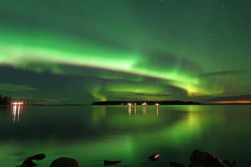 Luleå: Northern Lights Tour by Car with Guide - Discovering the Northern Lights in Swedish Lapland: A Guided Car Tour from Luleå