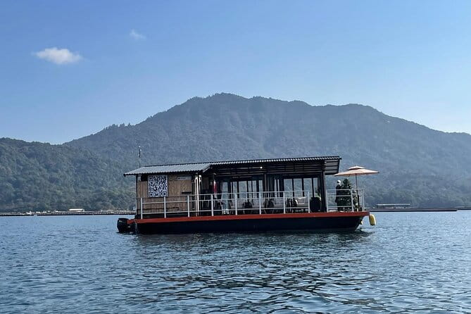 Lunch on Raft-Style Boat HANAIKADA on the West Coast of Miyajima - What to Expect During the Lunch Cruise