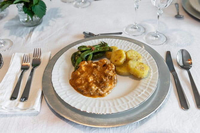 Lunch or dinner and cooking demo at a local home in Trento - Why This Tour Stands Out in Trento