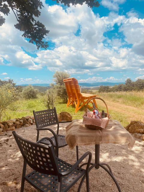 Lunch Picnic in the scenic hills of Maremma Tuscany - Tasting the Natural Wine and Local Products