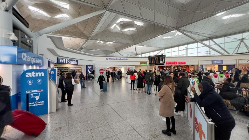 Luton Airport To/From Stansted Airport - Private Transfer - Pricing Details