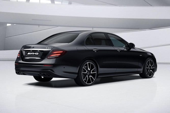 Luxembourg Airport Transfers : Airport LUX to Luxembourg in Business Car - Meeting Point and Arrival Experience