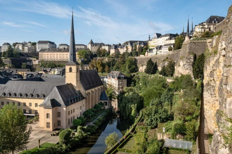 Luxembourg: City Bus Tour with Audio Guide and Headphones - FAQ