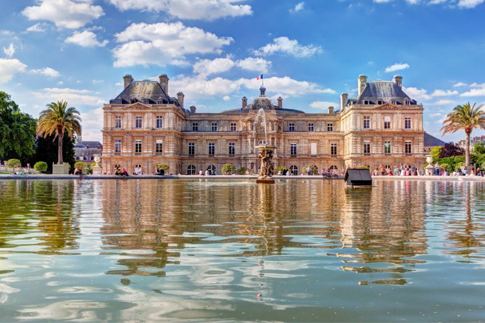 Luxembourg: Highlights Self-Guided Scavenger Hunt & Tour - Participation Requirements