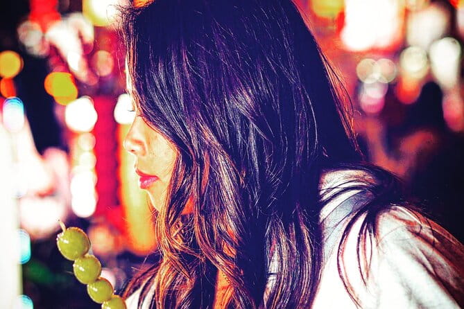 Luxuary Osaka Taxi Tour W/Govt Licensed MBA Guide & Photographer - Unique Photography Experience