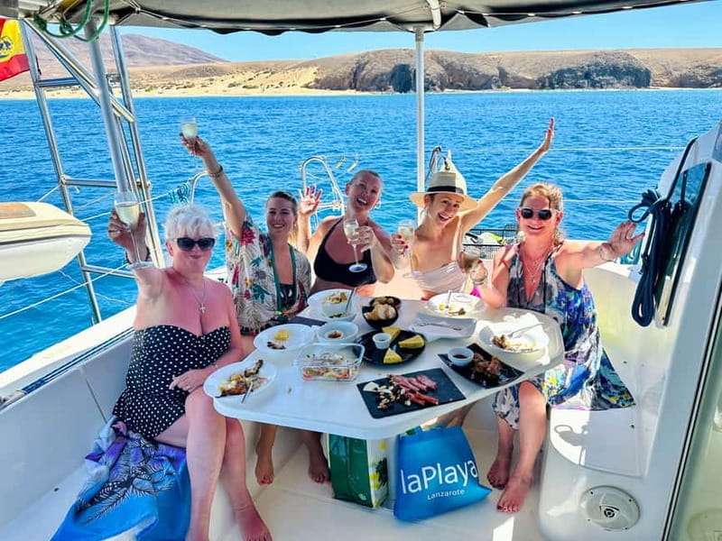Luxury 4 hour Private Catamaran to Papagayo Beaches - What’s Included and Why It Matters